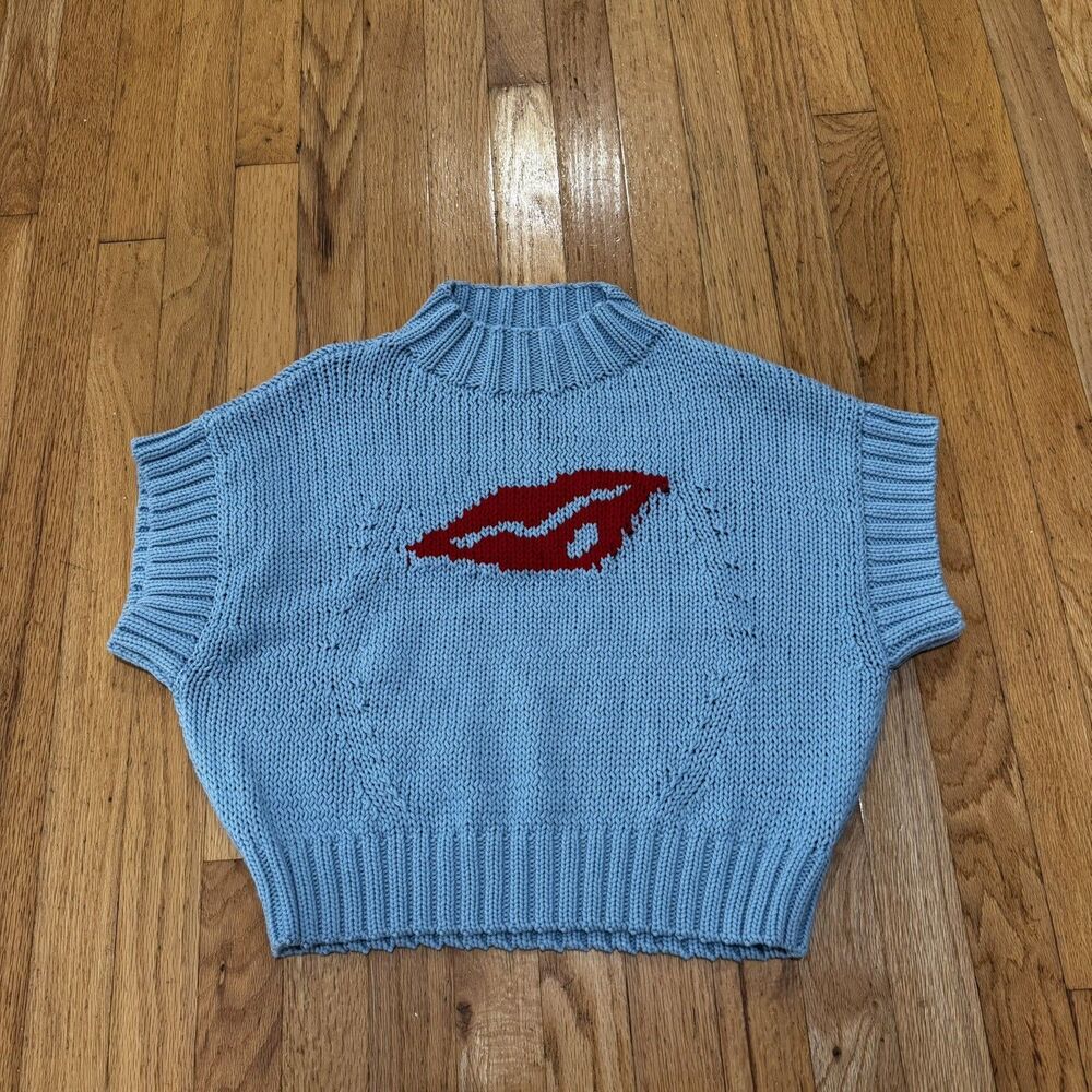 Anthropologie Maeve Pippa Mock Neck Sweater Medium $98 Blue Lips Valentines crop